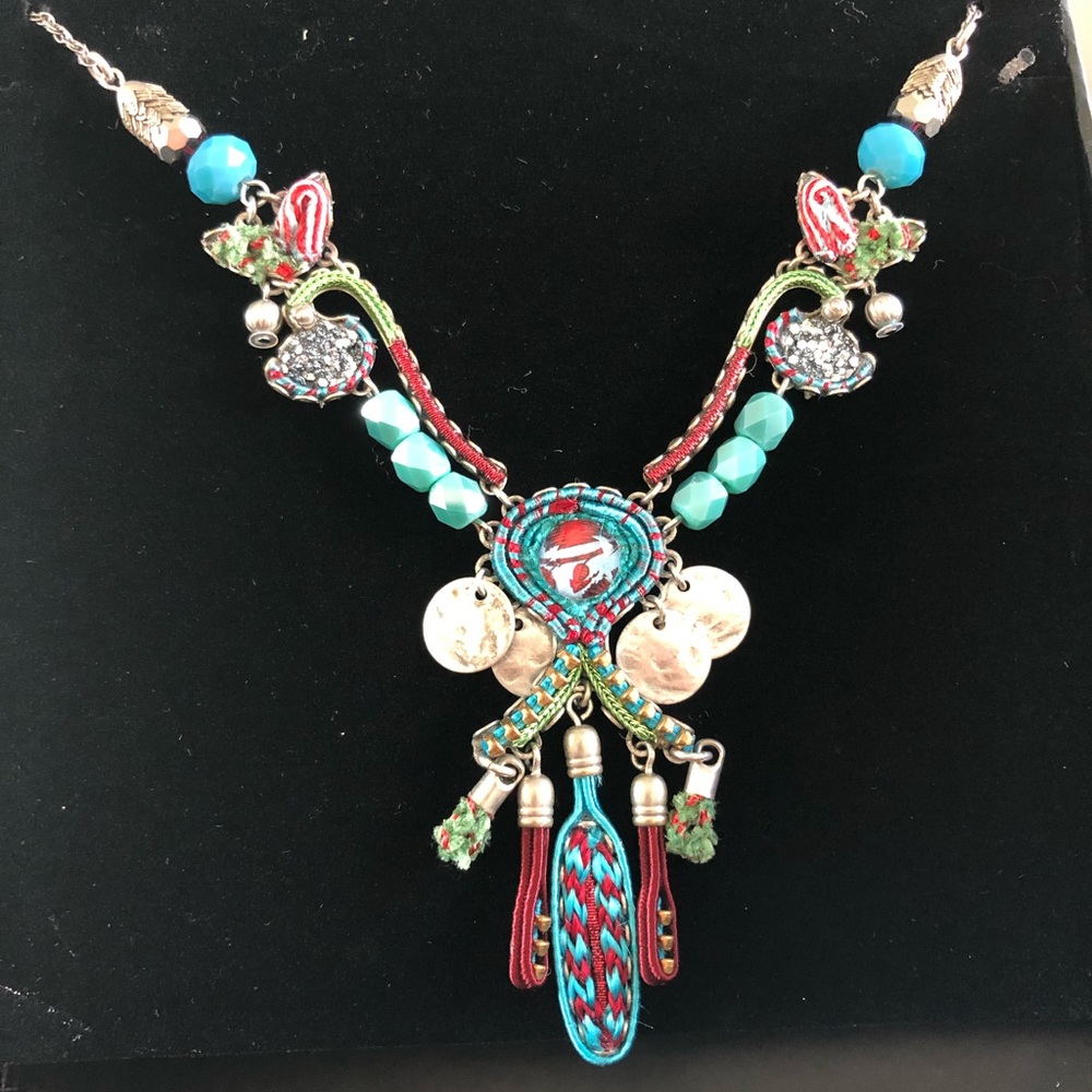 Ayalabar Coral Cave Alesia necklace